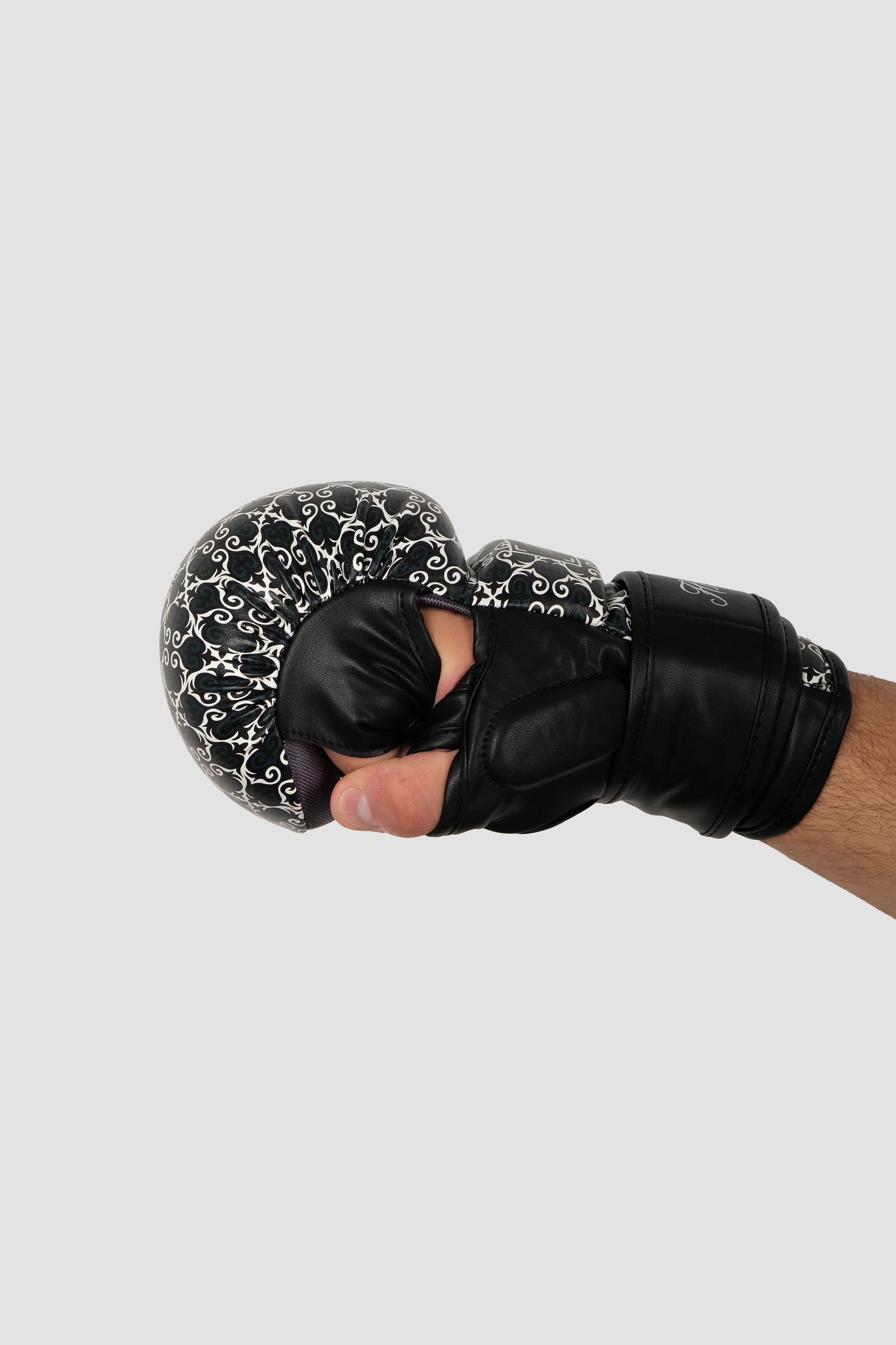 Hercules Fight Gear MMA Eldiveni - Desenli Siyah-Beyaz - Grappling, BJJ, Cage Fighting - Hercules