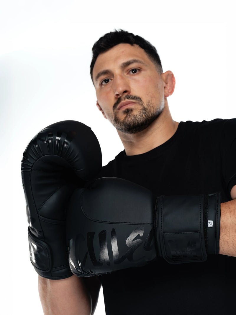 Hercules Fight Gear Black on Black Siyah Boks Eldiveni